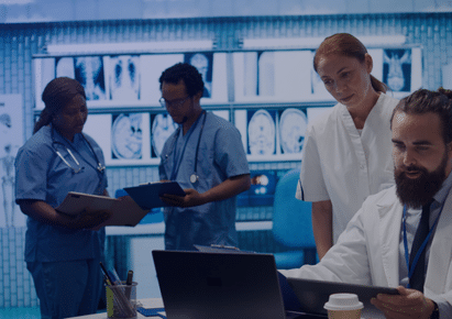 Comment un centre hospitalier public a-t-il renforcé la protection de ses données sensibles tout en préservant la continuité de son activité ?